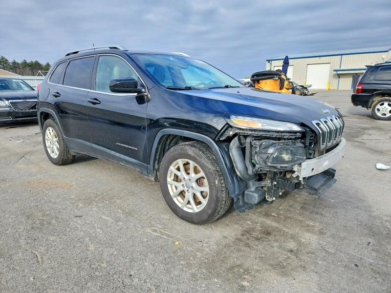 Photo 4 from auction – 2017 JEEP CHEROKEE with VIN 1C4PJMCS0HW575563