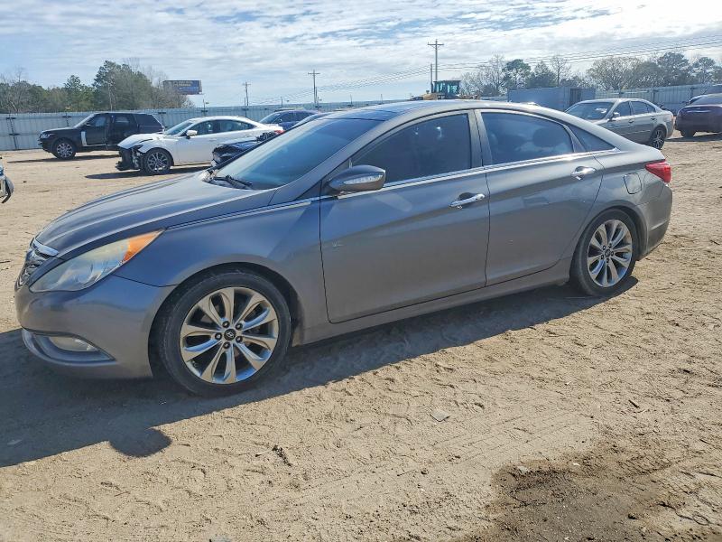 HYUNDAI SONATA 2013 with VIN 5NPEC4AB8DH565934 - Photo from auction