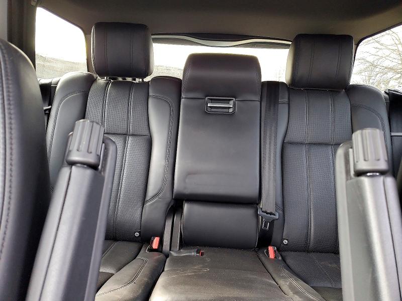 Photo 10 from auction – 2016 LAND ROVER RANGE ROVER with VIN SALGS2EF8GA288042