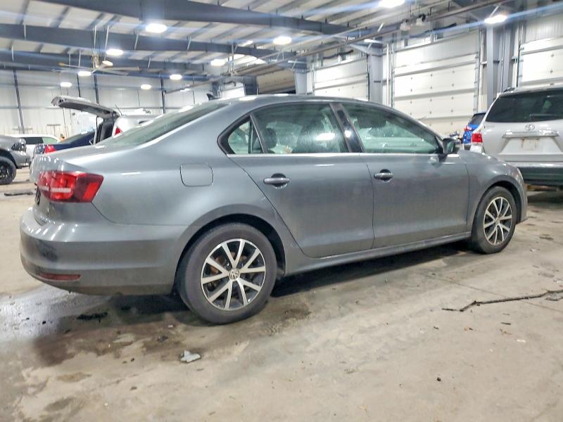 Photo 3 from auction – 2017 VOLKSWAGEN JETTA SE with VIN 3VWDB7AJ4HM395074