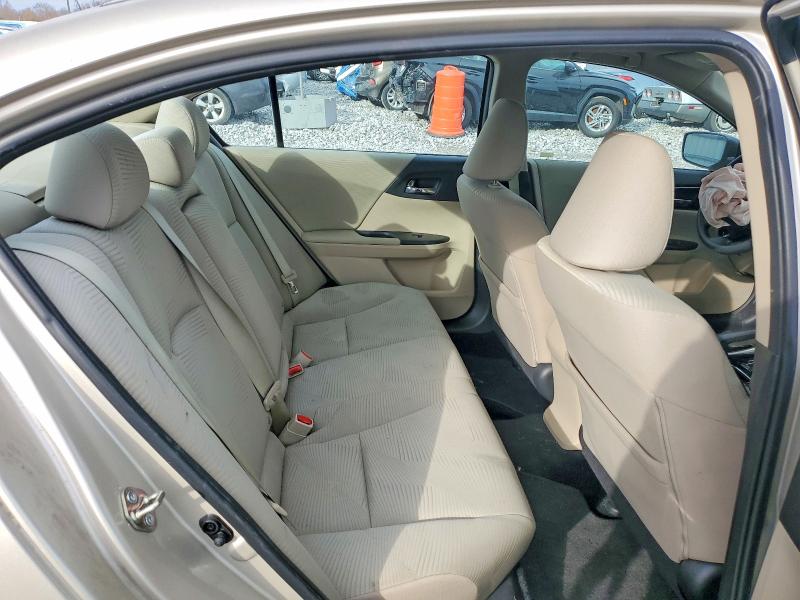 Photo 10 from auction – 2017 HONDA ACCORD with VIN 1HGCR2F37HA086110
