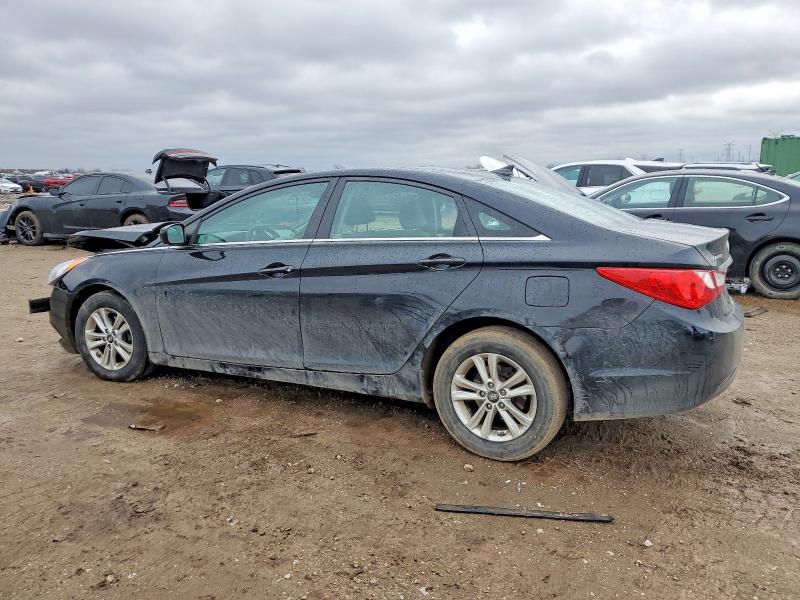 Photo 2 from auction – 2013 HYUNDAI SONATA with VIN 5NPEB4AC3DH737508