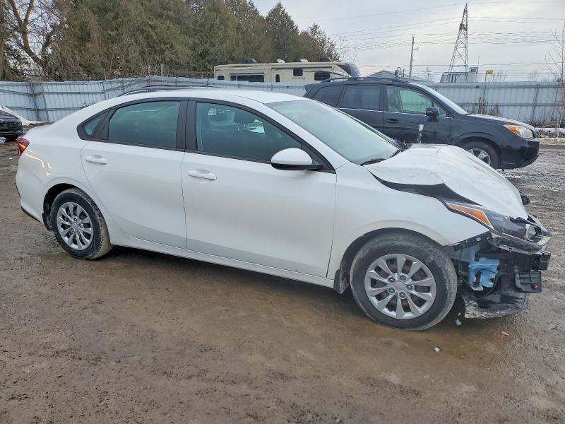 Photo 4 from auction – 2021 KIA FORTE FE with VIN 3KPF24AD4ME366442