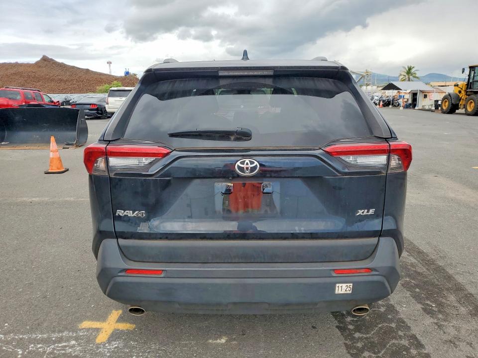 Foto 6 de la subasta – 2024 TOYOTA RAV4 con VIN JTMW1RFVXRD114401