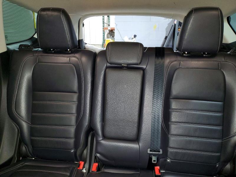 Photo 10 from auction – 2019 FORD ESCAPE with VIN 1FMCU9J91KUB73326
