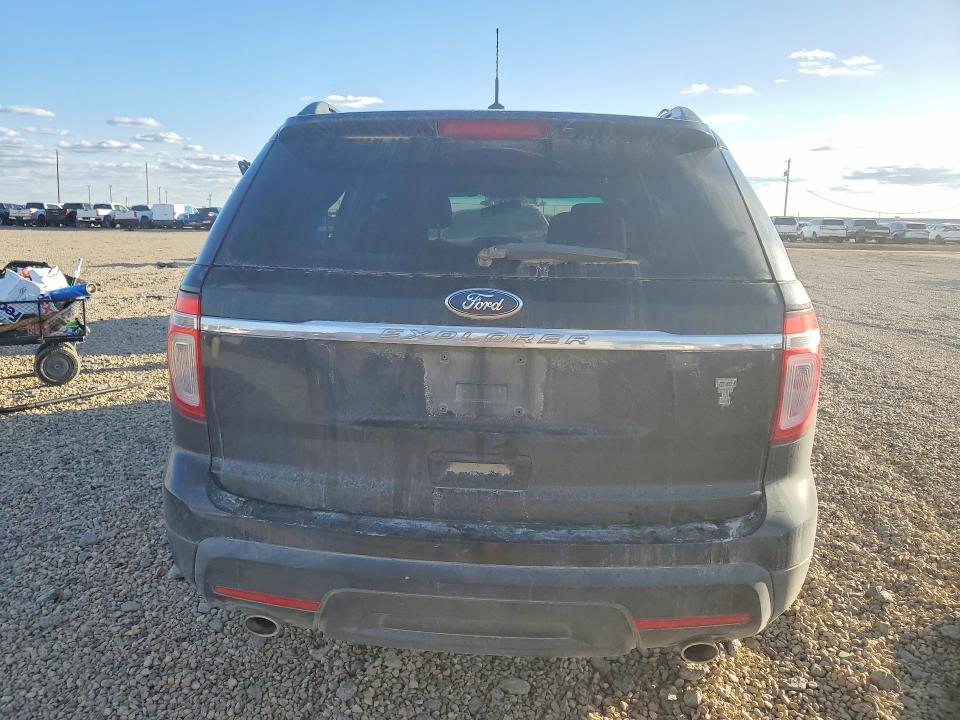 Photo 6 from auction – 2012 FORD EXPLORER with VIN 1FMHK7B85CGA93971