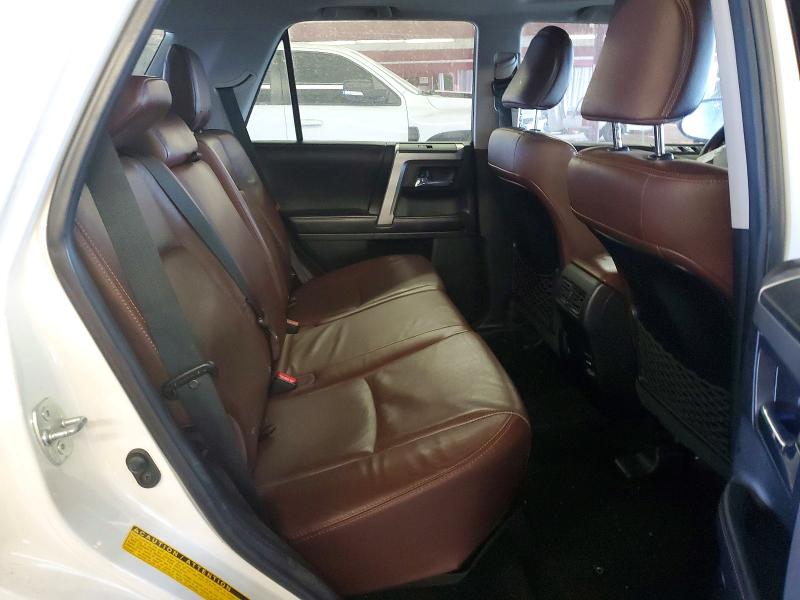 Photo 11 from auction – 2016 TOYOTA 4RUNNER SR with VIN JTEBU5JR2G5289835