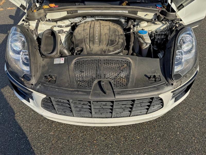 Photo 7 from auction – 2018 PORSCHE MACAN with VIN WP1AA2A52JLB21103