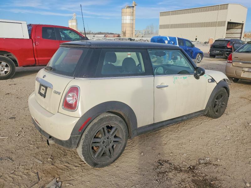 Photo 3 from auction – 2012 MINI COOPER with VIN WMWSU3C51CT264768