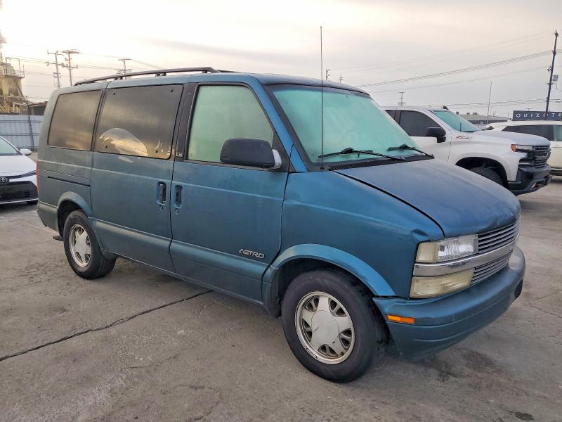 Photo 4 from auction – 2000 CHEVROLET ASTRO with VIN 1GNDM19W2YB127844