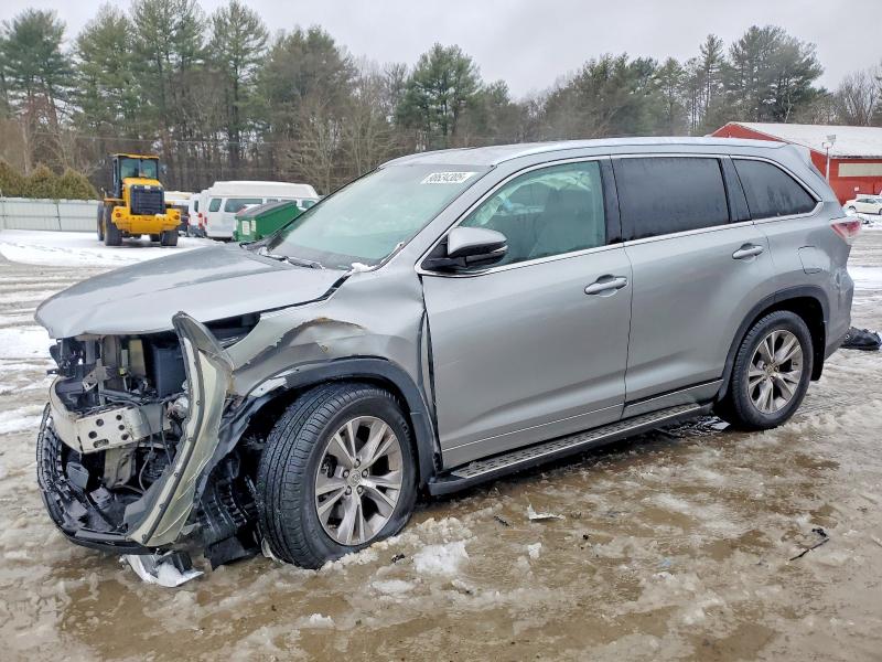 صورة رقم 1 من المزاد - 2015 TOYOTA HIGHLANDER مع VIN 5TDJKRFH4FS156371