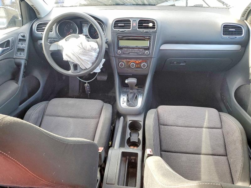 Photo 8 from auction – 2011 VOLKSWAGEN GOLF with VIN WVWDA7AJ8BW040941