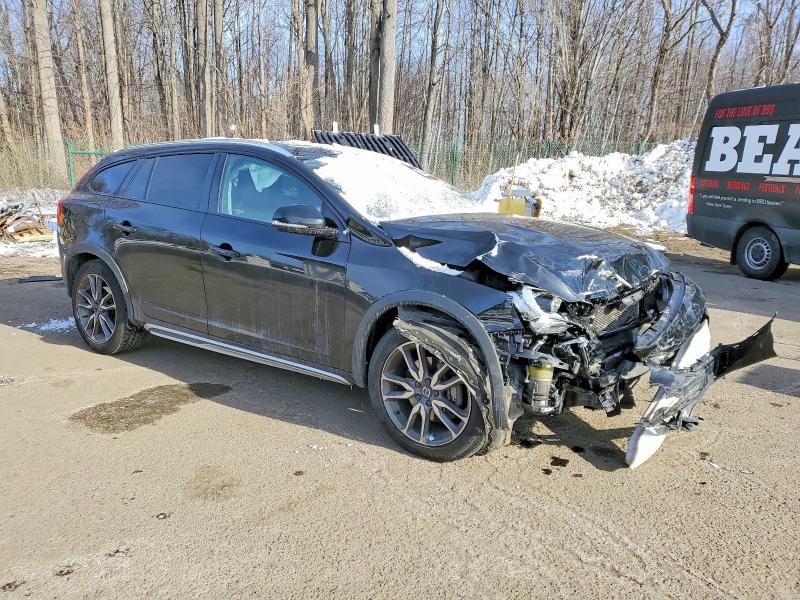 Photo 4 from auction – 2016 VOLVO V60 CROSS with VIN YV4612HK6G1016293