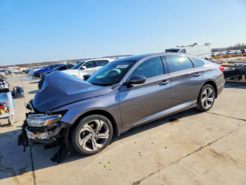 HONDA ACCORD EXL 2018 with VIN 1HGCV1F50JA135869 - Photo from auction