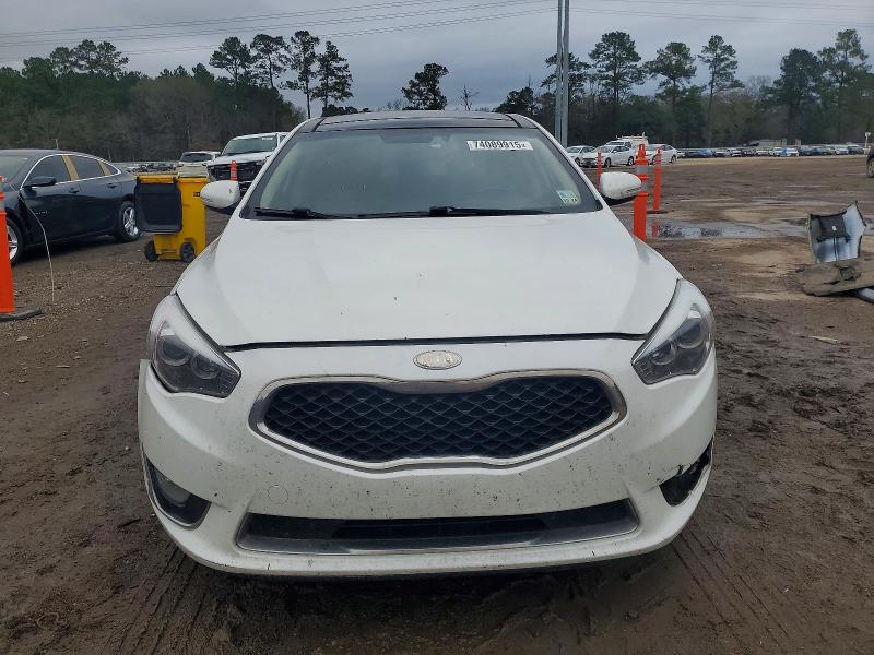 Photo 5 from auction – 2014 KIA CADENZA with VIN KNALN4D72E5135520