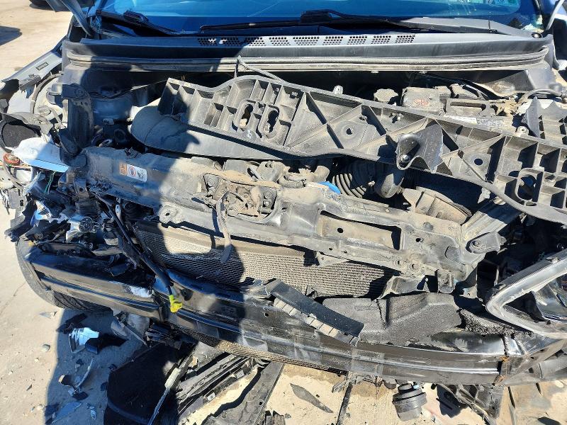 Photo 11 from auction – 2016 HYUNDAI ELANTRA SE with VIN 5NPDH4AE9GH729896