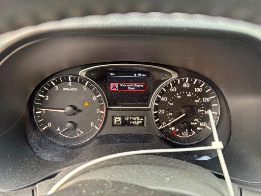 Photo 9 from auction – 2015 NISSAN PATHFINDER with VIN 5N1AR2MN3FC618041