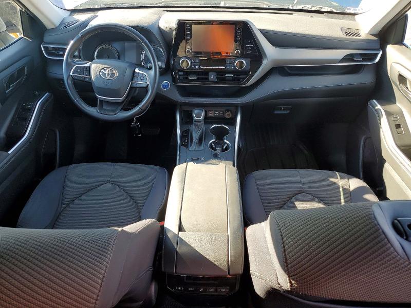Photo 8 from auction – 2022 TOYOTA HIGHLANDER with VIN 5TDZARAH3NS014640