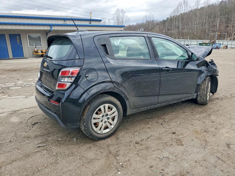 Photo 3 from auction – 2020 CHEVROLET SONIC with VIN 1G1JG6SB2L4129865