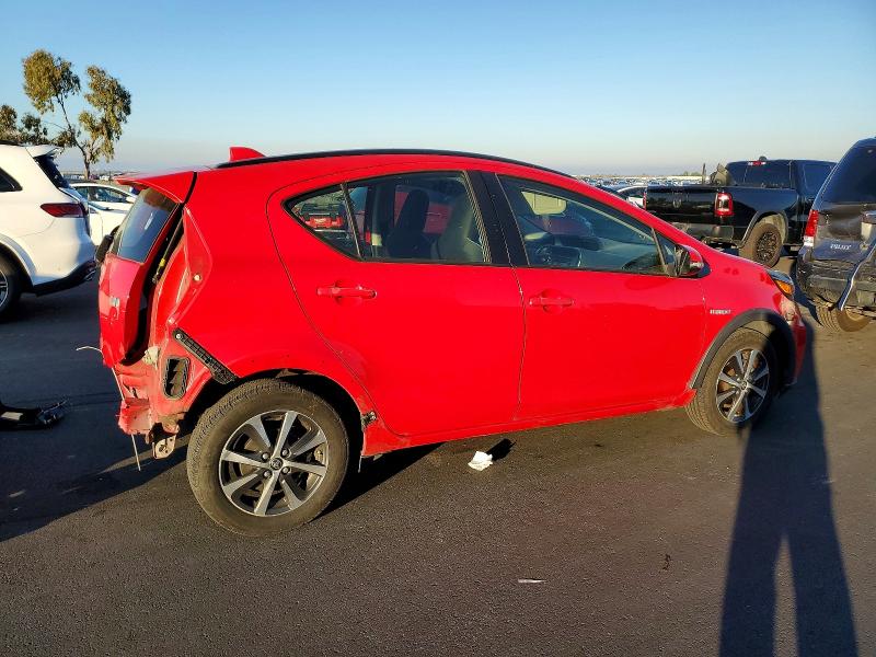 Photo 3 from auction – 2018 TOYOTA PRIUS C with VIN JTDKDTB37J1607207