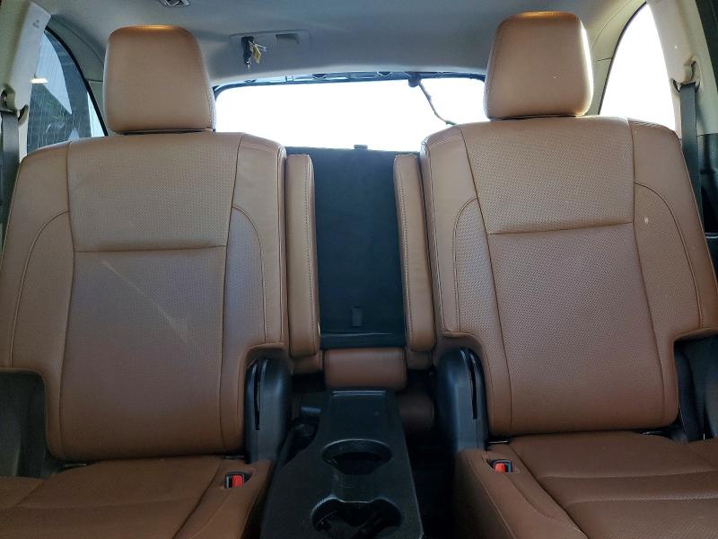 Photo 10 from auction – 2017 TOYOTA HIGHLANDER with VIN 5TDYZRFH1HS213493