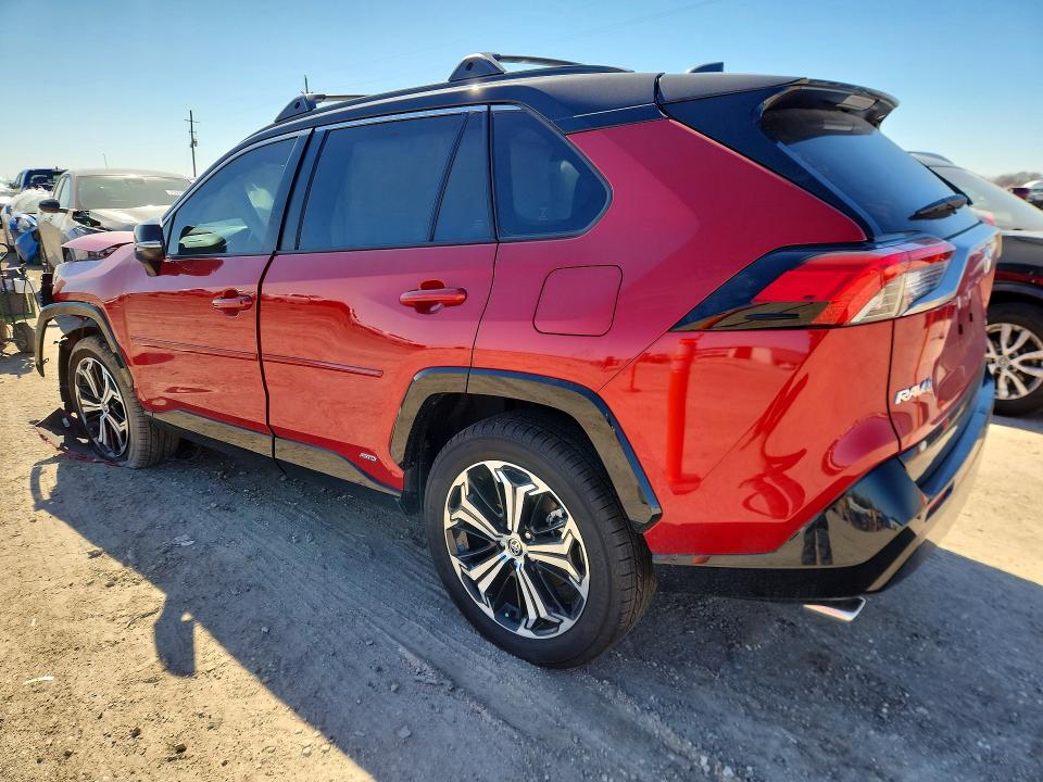 Photo 2 from auction – 2025 TOYOTA RAV4 with VIN JTMEB3FV7SD274683