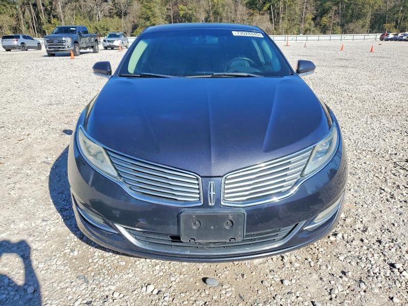Photo 5 from auction – 2013 LINCOLN MKZ with VIN 3LN6L2G93DR804599