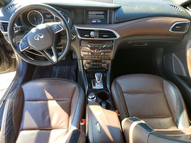 Photo 8 from auction – 2017 INFINITI QX30 BASE with VIN SJKCH5CR2HA030133
