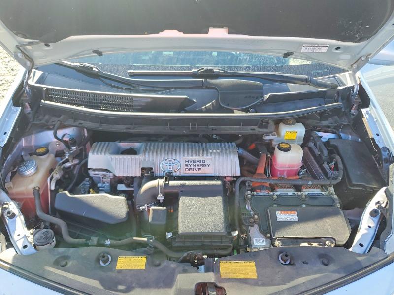 Photo 11 from auction – 2013 TOYOTA PRIUS V with VIN JTDZN3EU4D3282895
