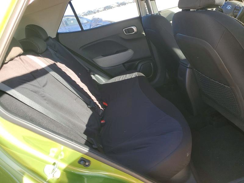 Photo 10 from auction – 2022 HYUNDAI VENUE SEL with VIN KMHRC8A37NU173306