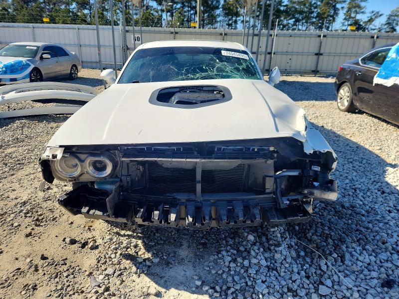 Photo 5 from auction – 2016 DODGE CHALLENGER with VIN 2C3CDZBT0GH213599