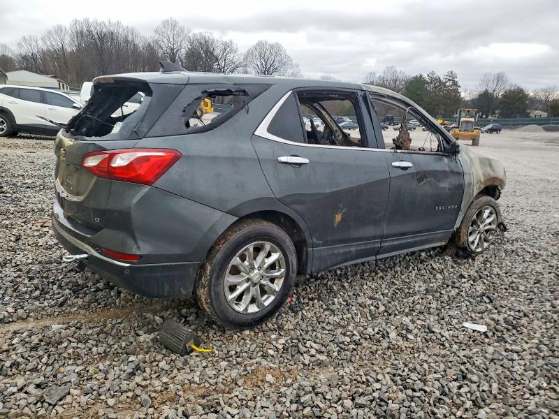 Photo 3 from auction – 2019 CHEVROLET EQUINOX with VIN 3GNAXJEV5KS606715