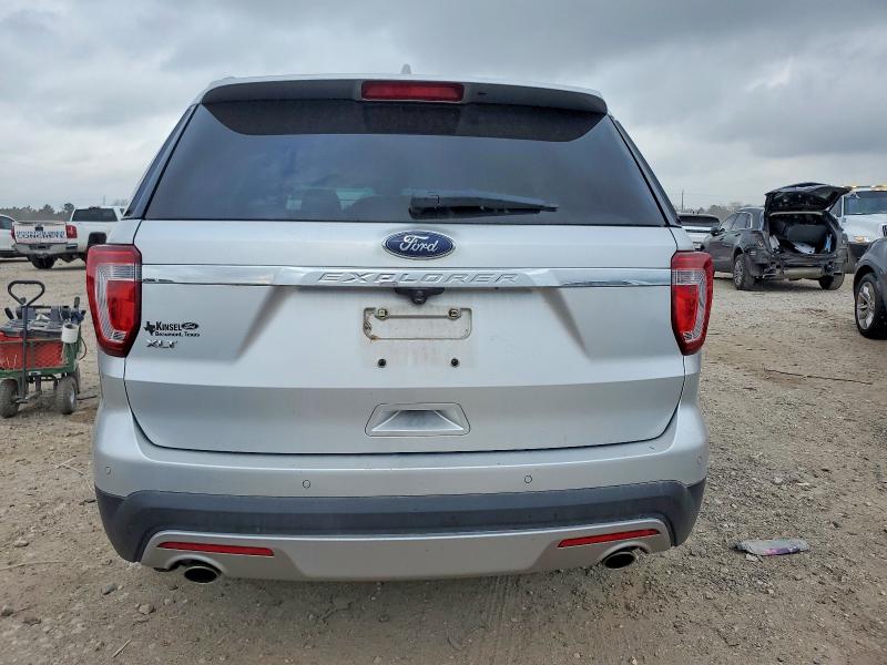 Photo 6 from auction – 2017 FORD EXPLORER X with VIN 1FM5K7D83HGA58739