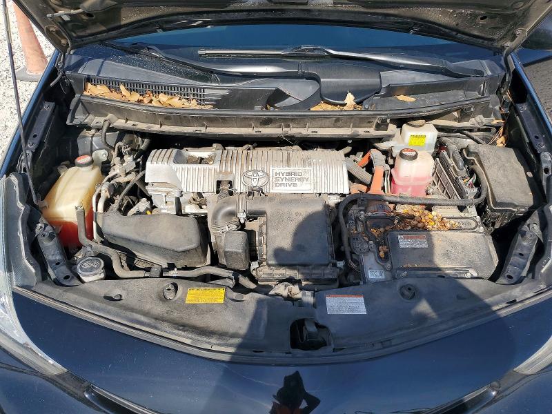 Photo 11 from auction – 2015 TOYOTA PRIUS V with VIN JTDZN3EU4FJ033639