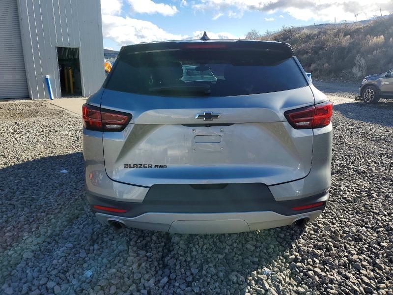 Photo 6 from auction – 2023 CHEVROLET BLAZER with VIN 3GNKBHR40PS136324