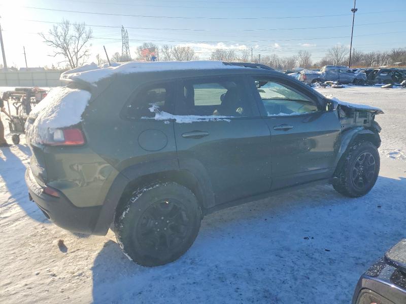 Photo 3 from auction – 2019 JEEP CHEROKEE T with VIN 1C4PJMBN7KD287635