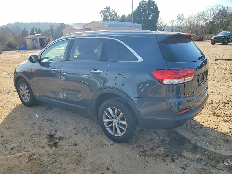 Photo 2 from auction – 2016 KIA SORENTO LX with VIN 5XYPGDA30GG112327