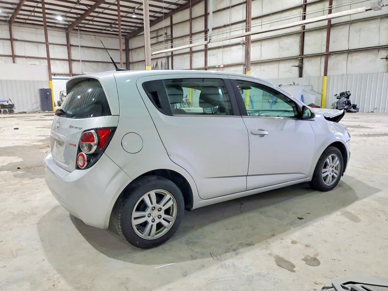 Photo 3 from auction – 2012 CHEVROLET SONIC with VIN 1G1JC6SBXC4172331