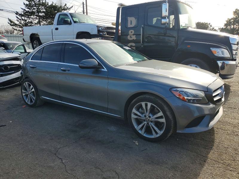Photo 4 from auction – 2019 MERCEDES-BENZ C with VIN WDDWF8EB7KR481886