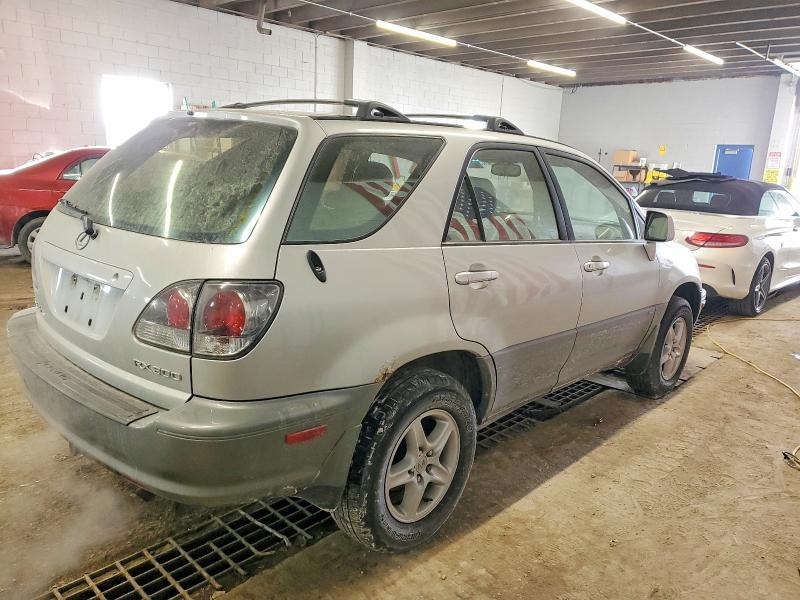 Photo 3 from auction – 2003 LEXUS RX 300 with VIN JTJHF10U930296941