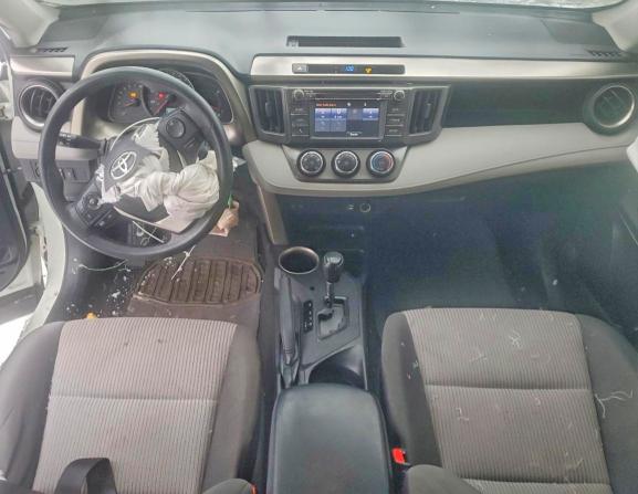 Photo 8 from auction – 2015 TOYOTA RAV4 LE with VIN JTMBFREV3FJ028135