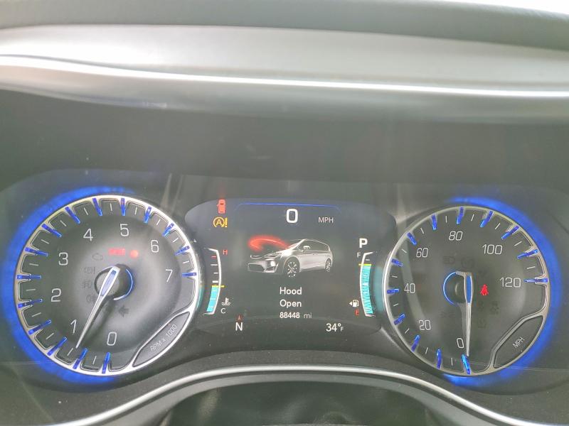 Photo 9 from auction – 2018 CHRYSLER PACIFICA with VIN 2C4RC1EG2JR168210