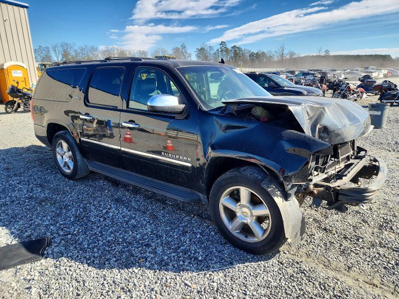 Photo 4 from auction – 2011 CHEVROLET SUBURBAN K with VIN 1GNSKKE31BR180838