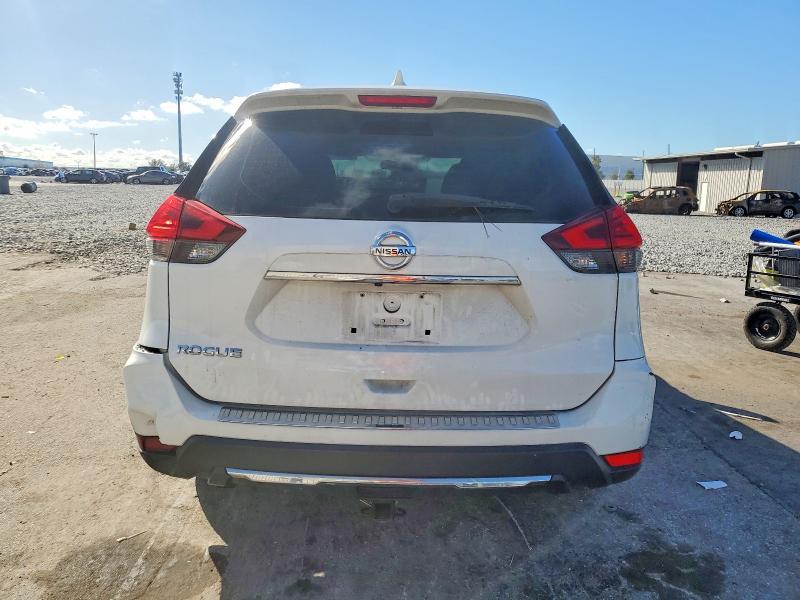 Photo 6 from auction – 2017 NISSAN ROGUE with VIN JN8AT2MTXHW140260