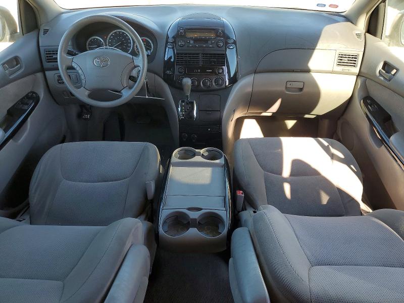 Photo 8 from auction – 2004 TOYOTA SIENNA CE with VIN 5TDZA23C44S130047