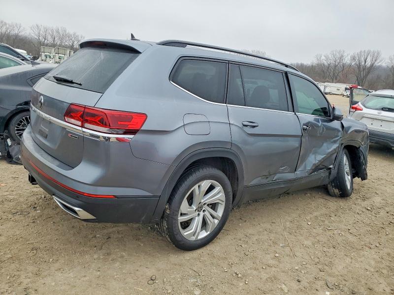 Photo 3 from auction – 2021 VOLKSWAGEN ATLAS SE with VIN 1V2KR2CA7MC585175
