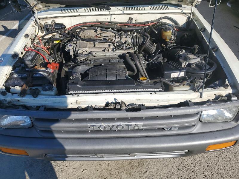 Photo 7 from auction – 1990 TOYOTA PICKUP CAB with VIN JT5VN94TXL0012351
