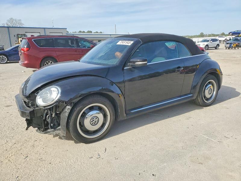VOLKSWAGEN BEETLE 2015 with VIN 3VW517AT7FM818302 - Photo from auction