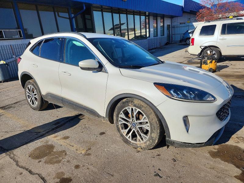 Photo 4 from auction – 2021 FORD ESCAPE SEL with VIN 1FMCU9H67MUA12591