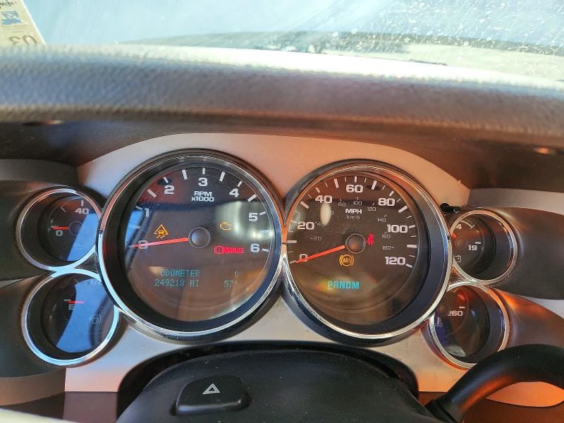 Photo 9 from auction – 2011 GMC SIERRA K15 with VIN 3GTP2VE34BG103820